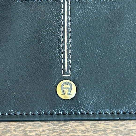 ETIENNE AIGNER BLACK LAMB SKIN 2 SLOT CARD HOLDER WALLET - Picture 3 of 6